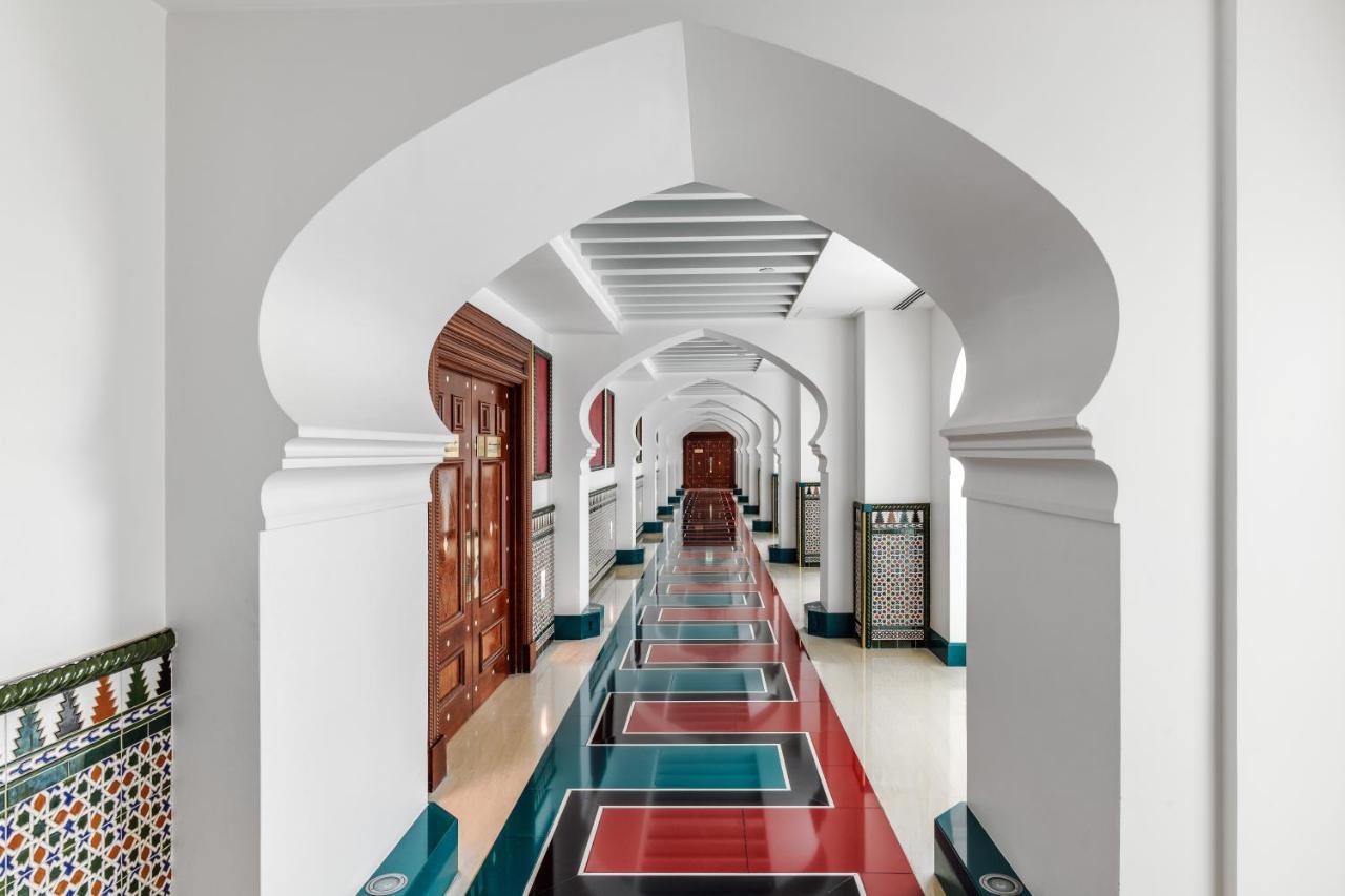 Burj Al Arab Jumeirah Dubai Exterior foto Interior of the hotel